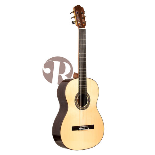 Riento Concierto S - kokopuinen klassinen kitara kuusikannella, koko 4/4 (CS)